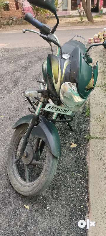 Bajaj discover 2013 discount model