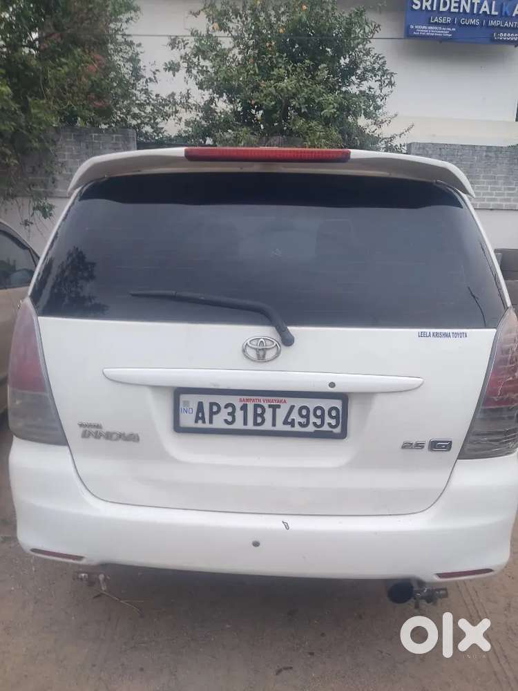 Toyota Innova 2011 Diesel 103000 Km Driven