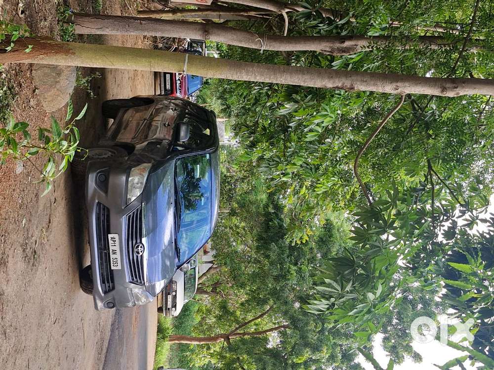 Toyota Innova 2012 2.5g 7 Seats, Bs3