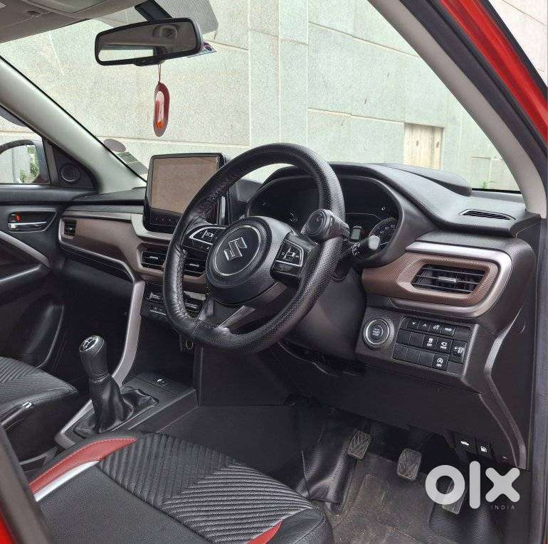 Maruti Suzuki Brezza 1.5 Zxi Plus Smart Hybrid Dual Tone, 2025, Petr..