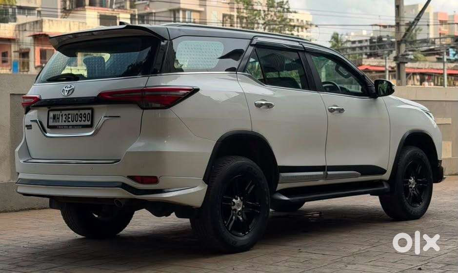 Toyota Fortuner Leader Edition (at), 2025, Diesel