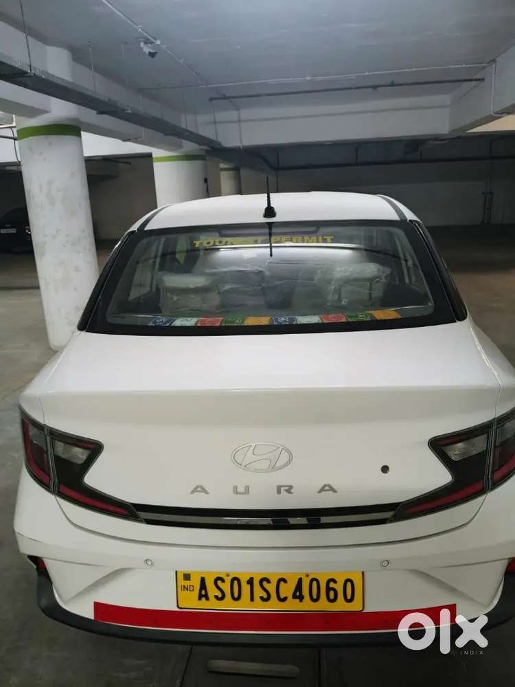 Hyundai Aura 1.2 Petrol 2024