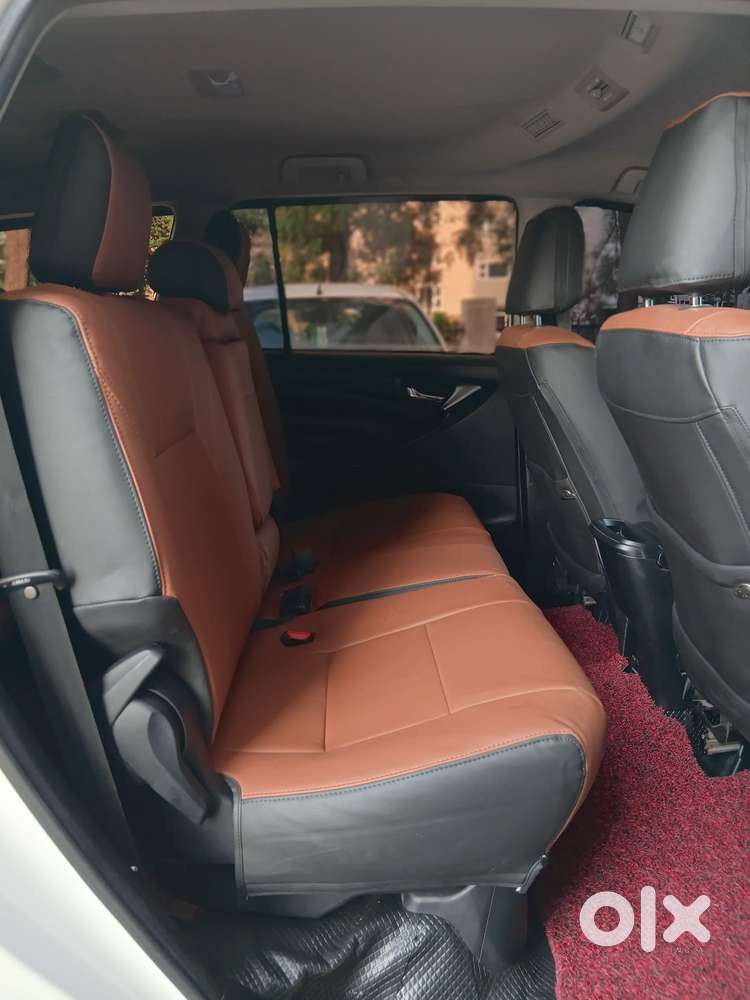 Toyota Innova Crysta 2.4 G Mt, 2022, Diesel