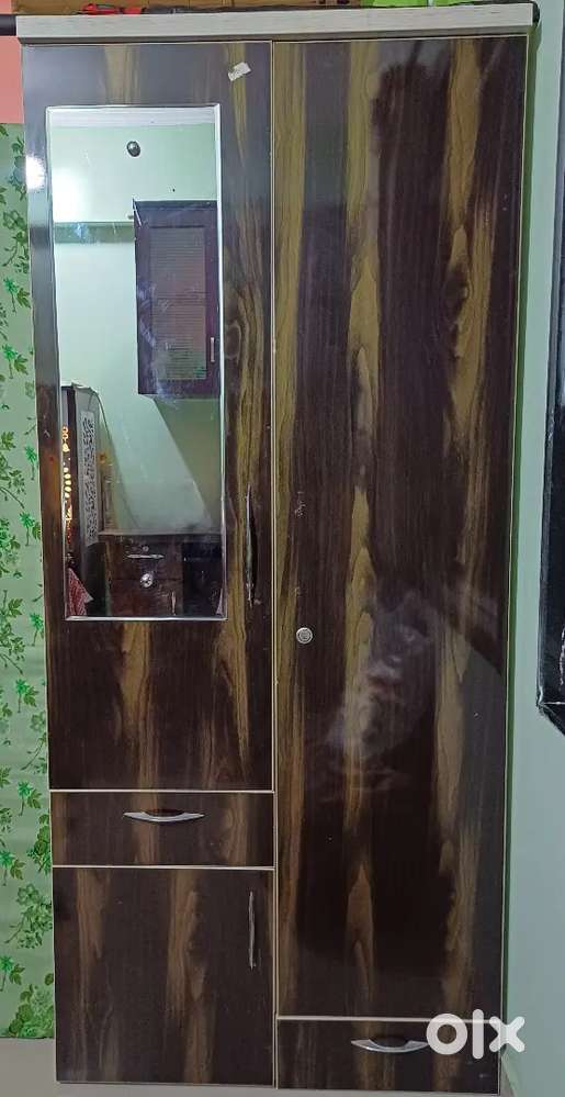 user_8d85b756　様　お伺い家具 Cupboard & Table Combo - Beds & Wardrobes in Punawale, Pune