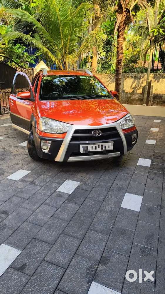 Toyota Etios Cross 2014 Diesel 80000 Km Driven