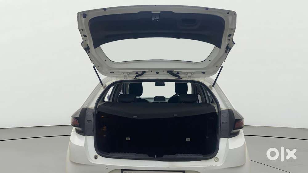 Tata Altroz Xza Plus (s), 2024, Petrol