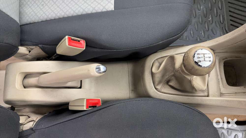 Maruti Suzuki Swift Dzire 1.2 Vxi Bsiv, 2016, Petrol