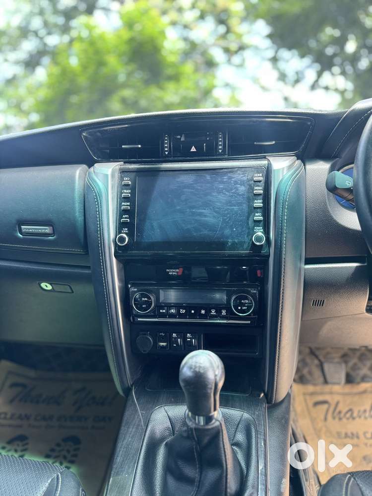 Toyota Fortuner 4x2 Mt 2.8 Diesel, 2023, Petrol