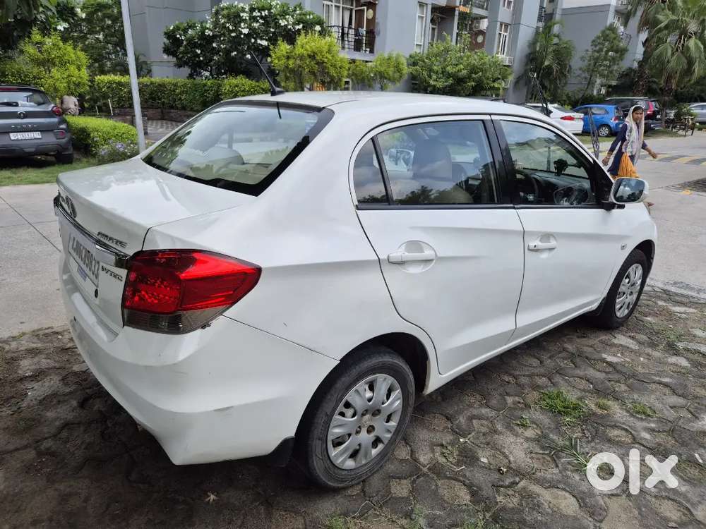 Honda Amaze Petrol 2014