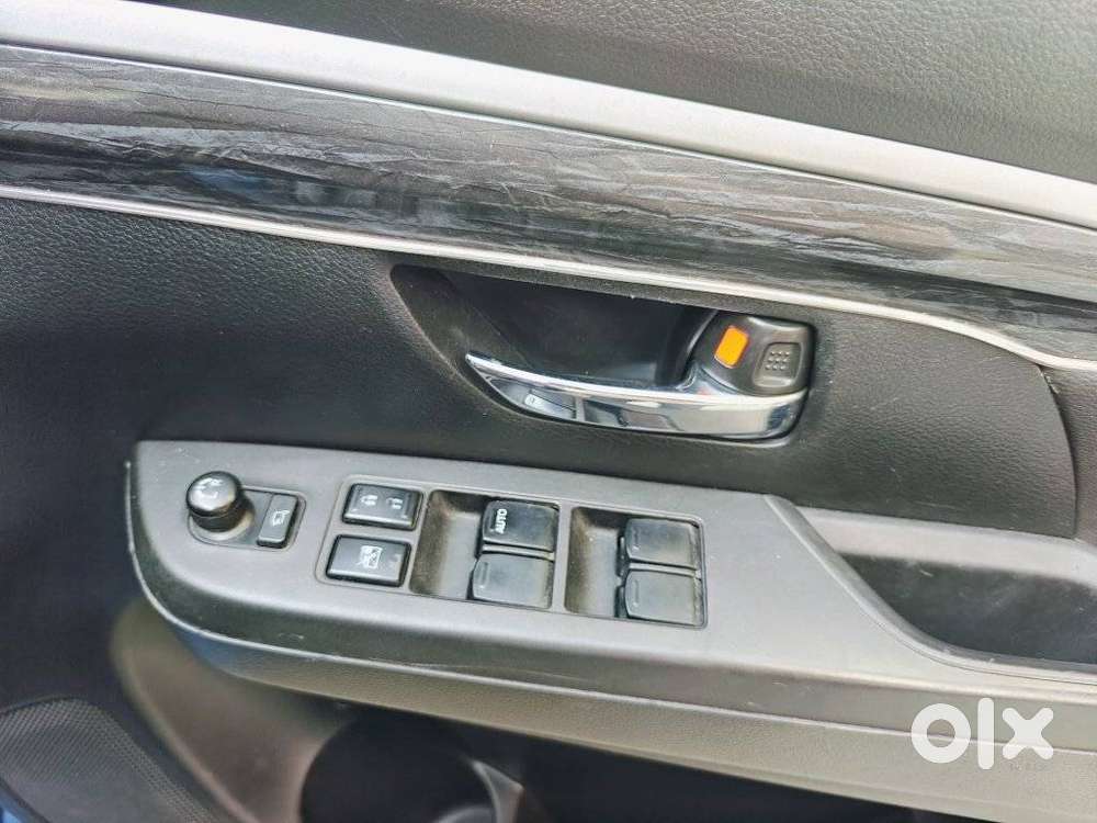 Maruti Suzuki Xl6 1.5 Zeta Mt, 2022, Petrol