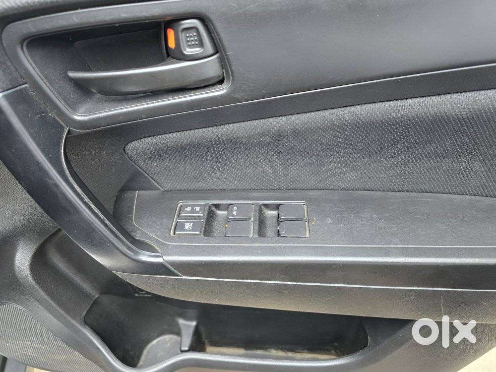 Maruti Suzuki Brezza 1.5 Vxi Smart Hybrid, 2022, Petrol