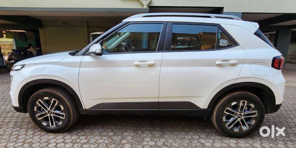 Hyundai Venue 2022 Diesel Excellent Condition. Very Well Maintained