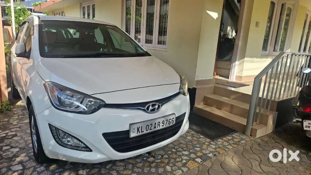 Hyundai I20 Sportz Petrol Manual 2014