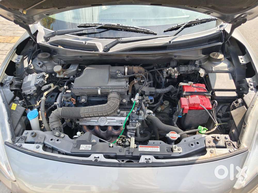 Maruti Suzuki Dzire 1.2 Vxi, 2022, Cng & Hybrids