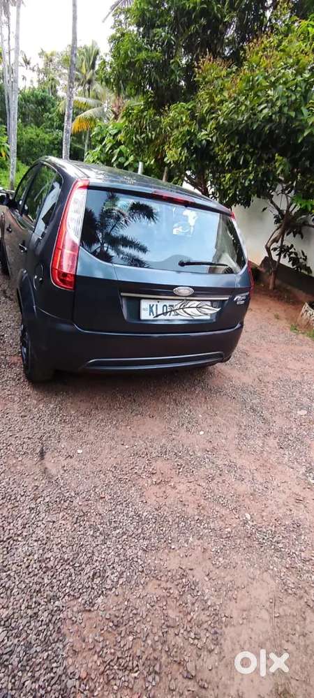 Ford Figo 2011 Diesel 142000 Km Driven