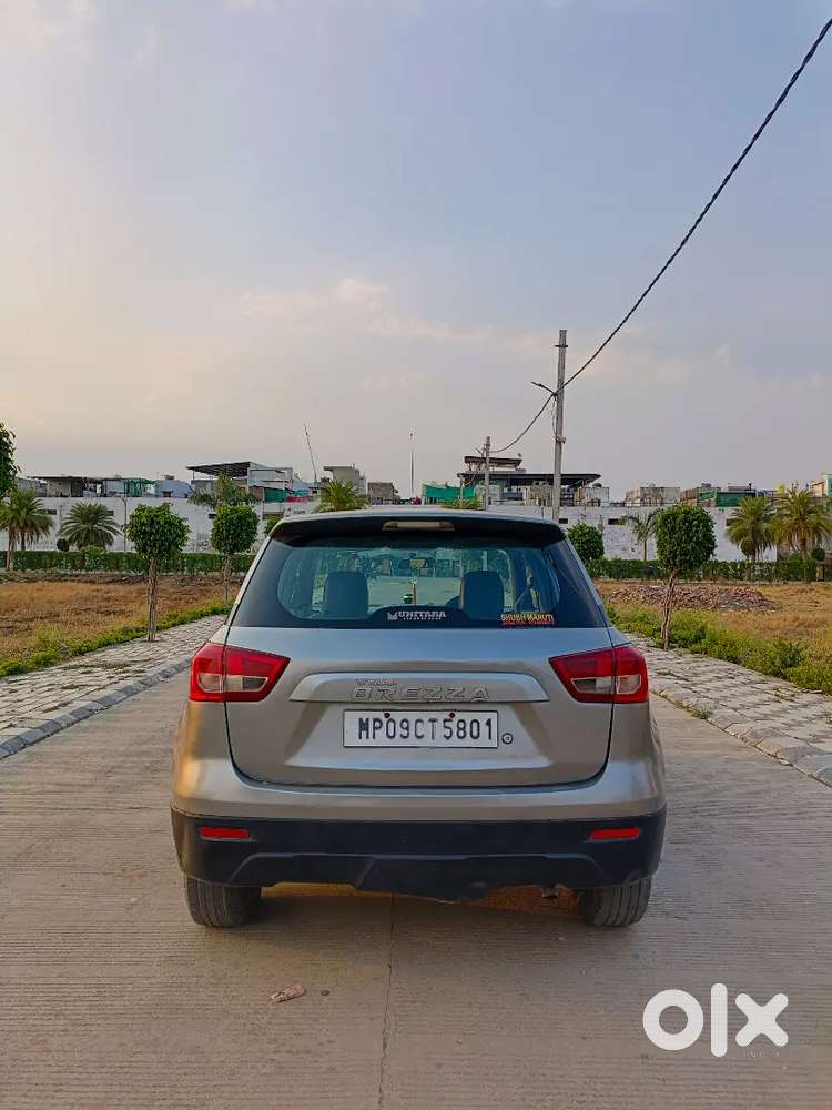 Maruti Suzuki Brezza 2016 Diesel Well Maintained