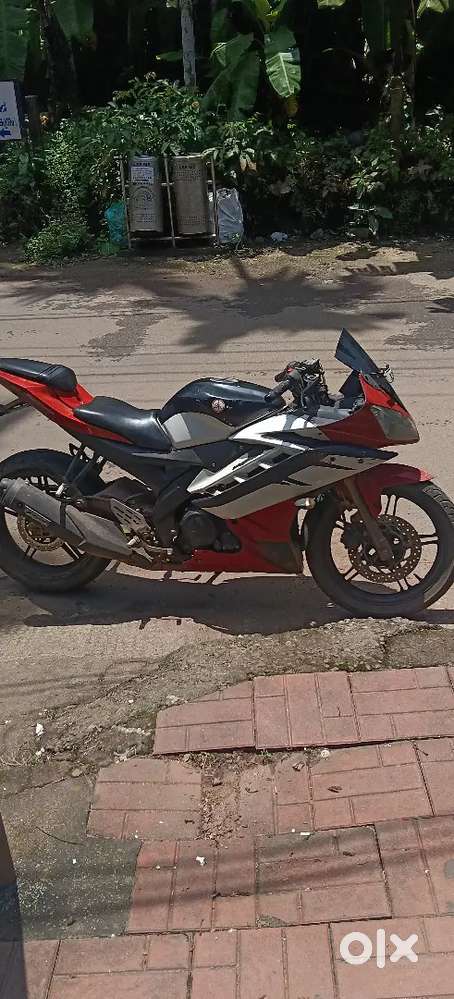 Yamaha R15 2014 model