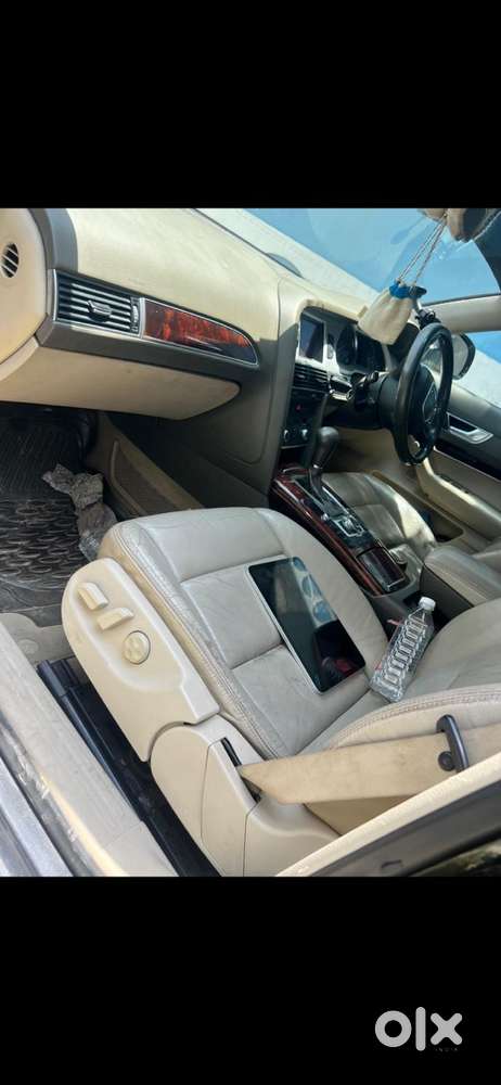 Audi A6 Black 2011