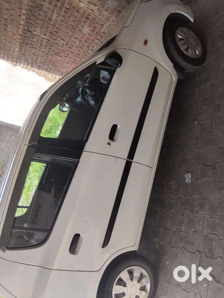 Maruti Suzuki Alto 2015 With Vxi