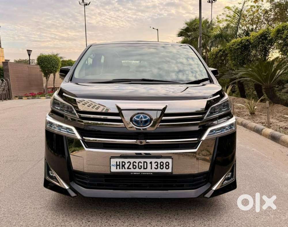 Toyota Vellfire Vip – Executive Lounge, 2023, Petrol
