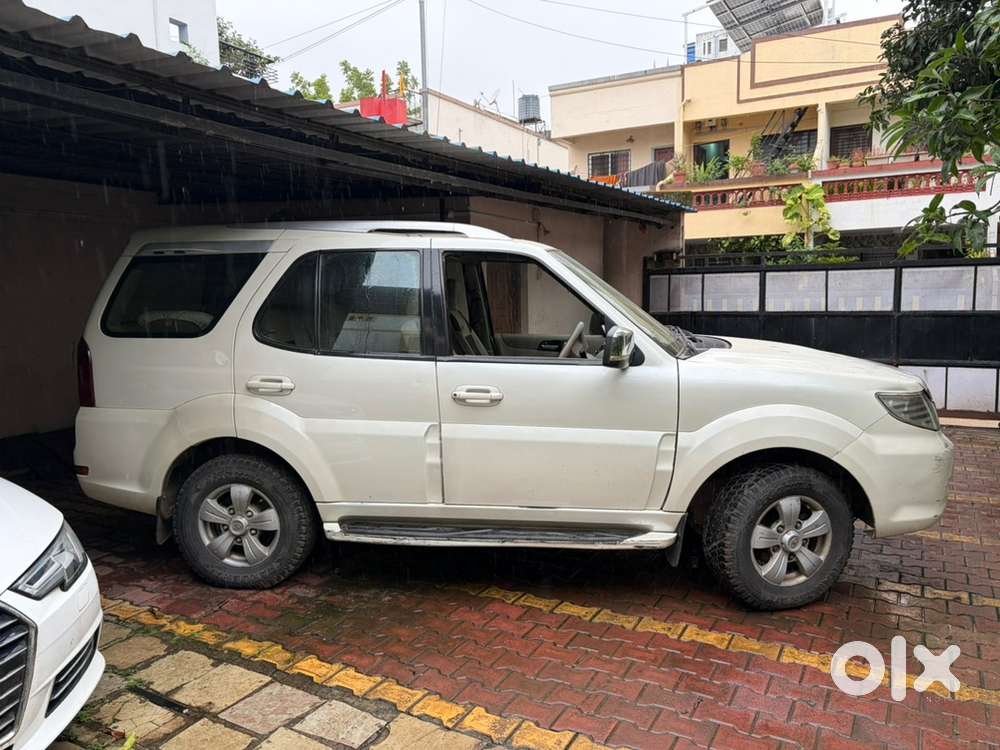 2013 Tata Safari Storme Vx 2.2 Diesel  2nd Owner  New At Tyres