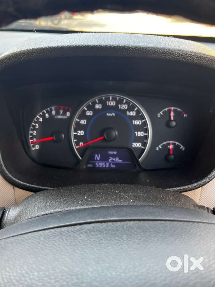 Hyundai Grand I10 Asta 2015 Car