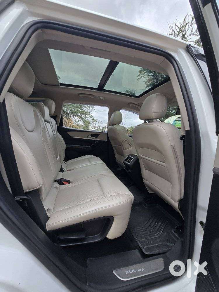 Mahindra Xuv700 2.2 Ax 7 Diesel At Str, 2022, Diesel