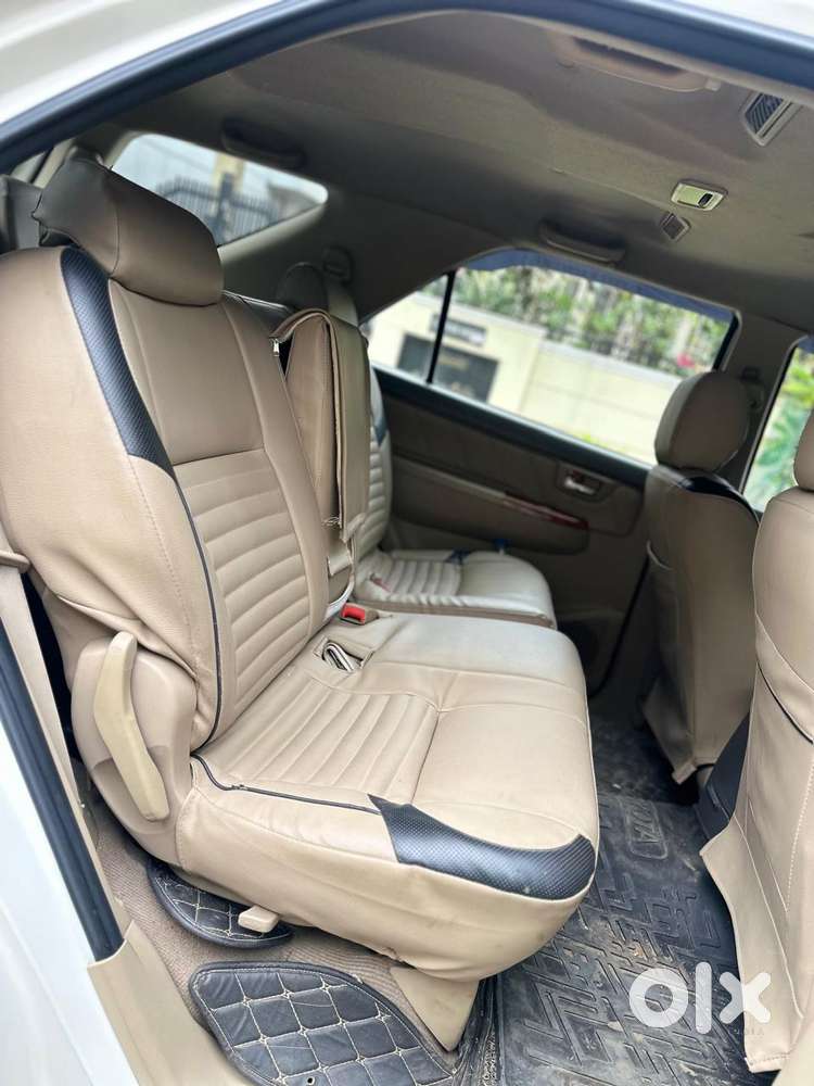 Toyota Fortuner 3.0 4x4 Manual, 2011, Diesel