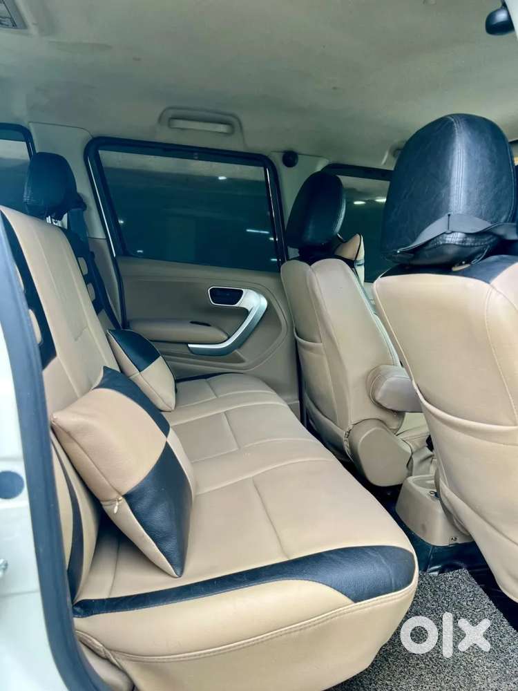 Mahindra Tuv 300 Mhawk100 T8, 2017, Diesel
