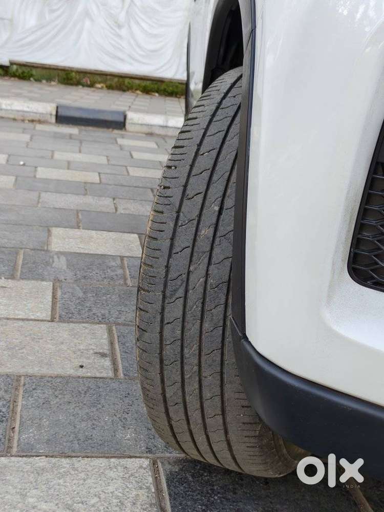 Toyota Urban Cruiser Cruiser Premium, 2022, Petrol