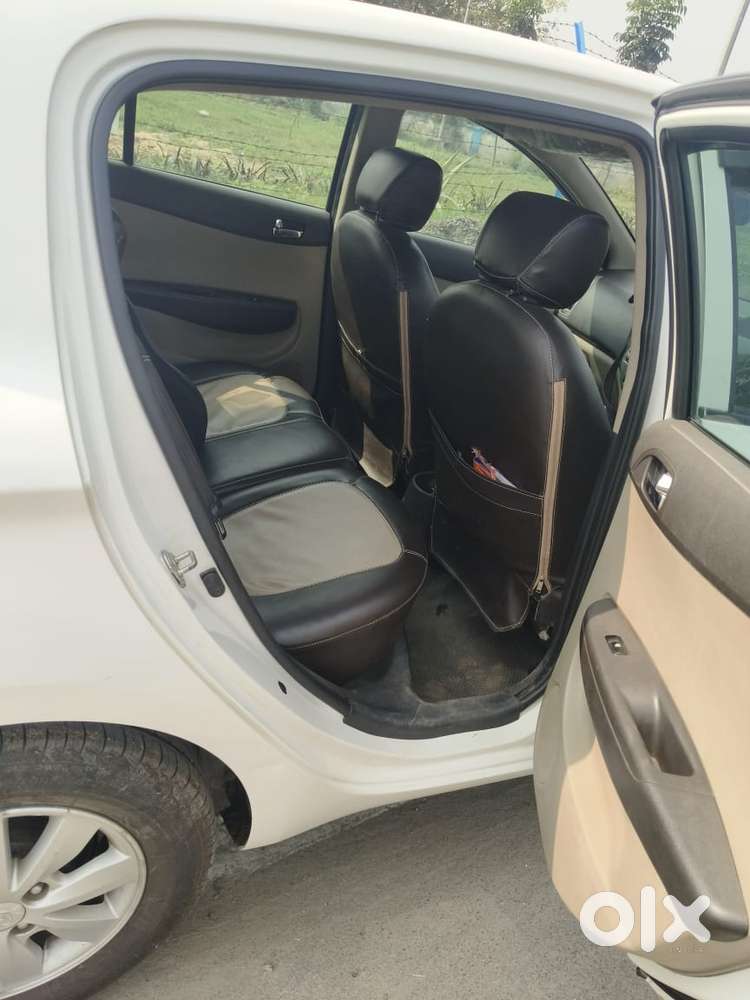 Hyundai I20 2012-2014 Sportz 1.4 Crdi, 2014, Diesel