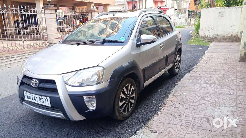 Toyota Etios Cross 1.5l V, 2015, Petrol