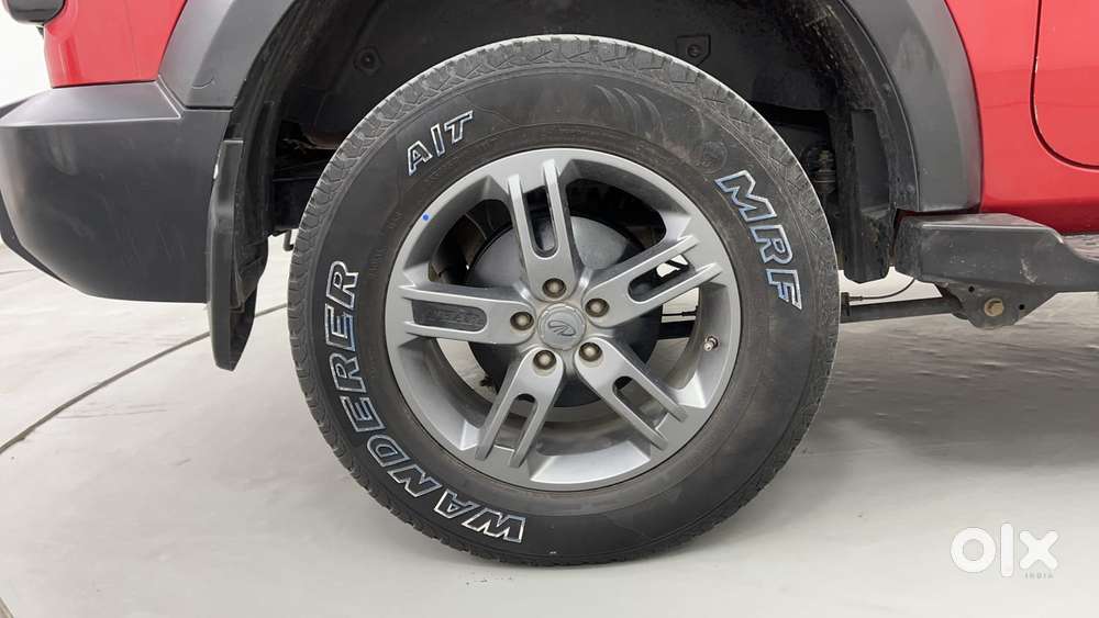 Mahindra Thar Lx Hard Top Petrol At Rwd, 2022, Petrol