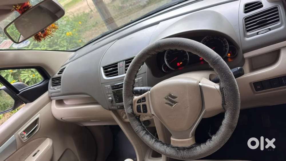 Maruti Suzuki Ertiga 1.5 Zxi, 2014, Petrol