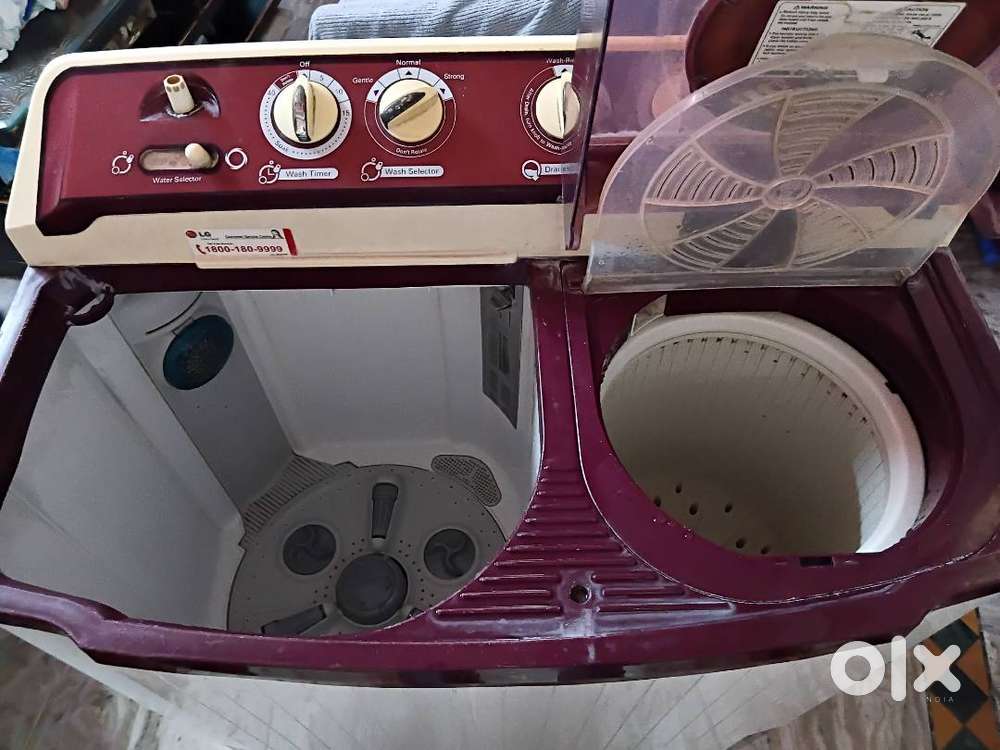 LG make semi automatic 7.8 kg capacity washing machine