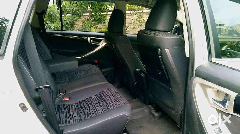 Toyota Innova Crysta 2.4 V 8 Str, 2017, Diesel