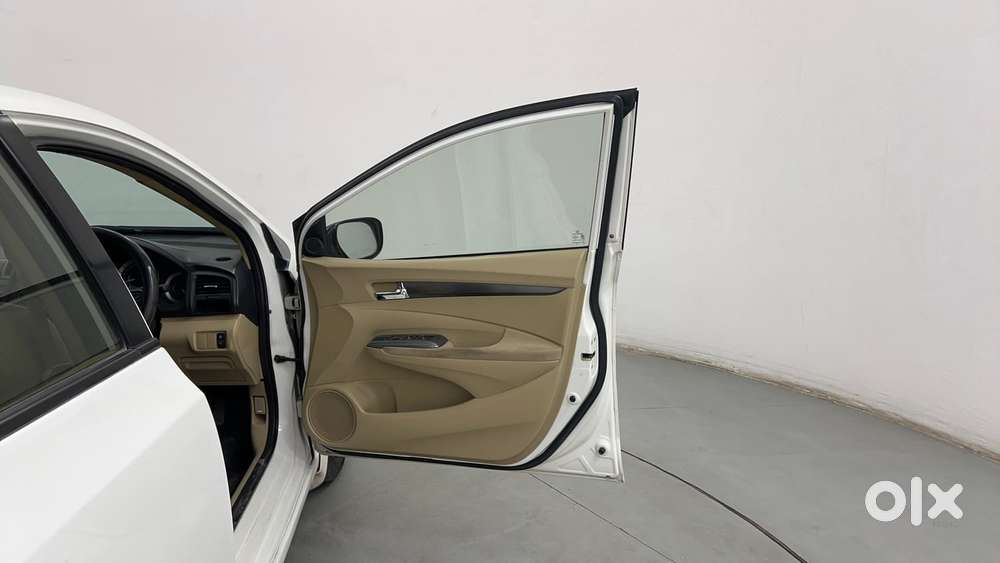 Honda City 1.5 V At Sunroof, 2013, Petrol