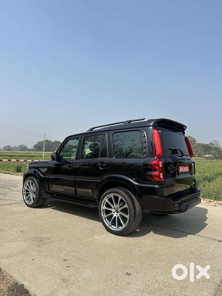 Mahindra Scorpio Classic 2.2 S 11 Mt 7 Cc, 2023, Diesel