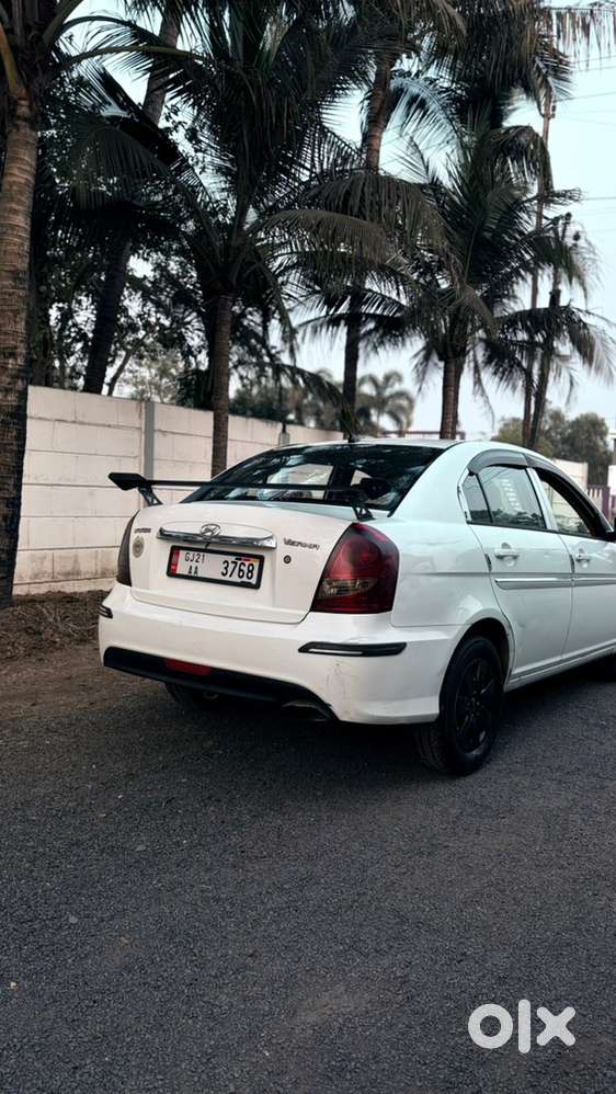 Hyundai Verna Petrol 2010