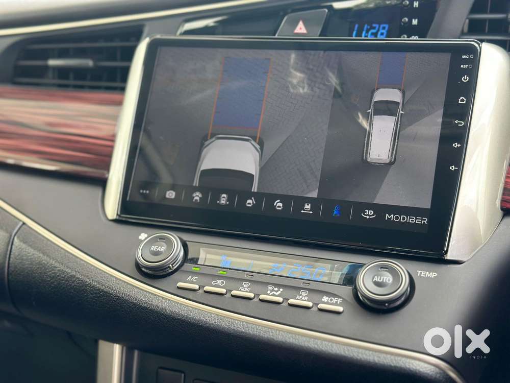 Toyota Innova Crysta 2.8 At Touring Sport, 2019, Diesel