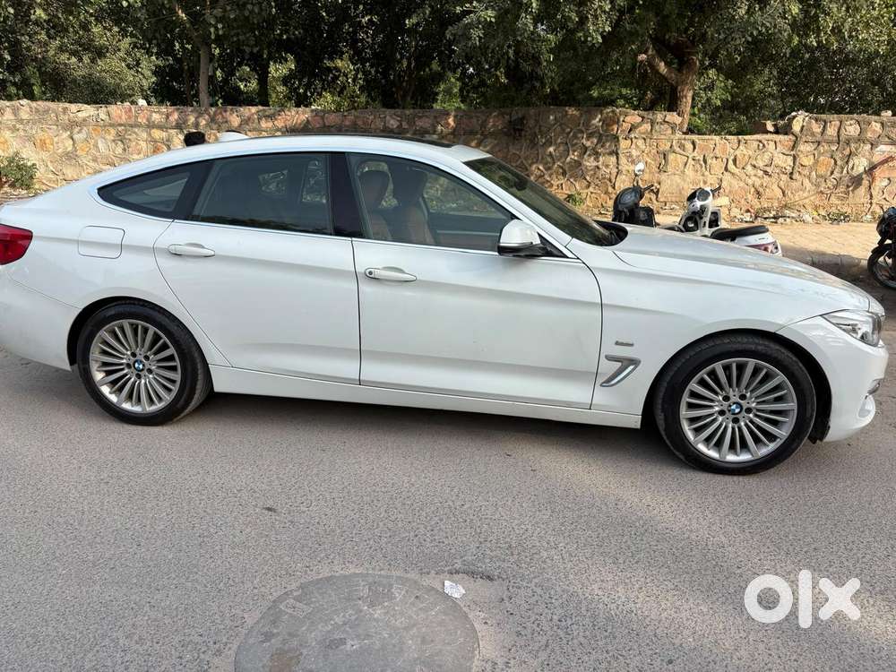 Bmw 3 Series Gt 320d Luxury Line, 2018, Diesel