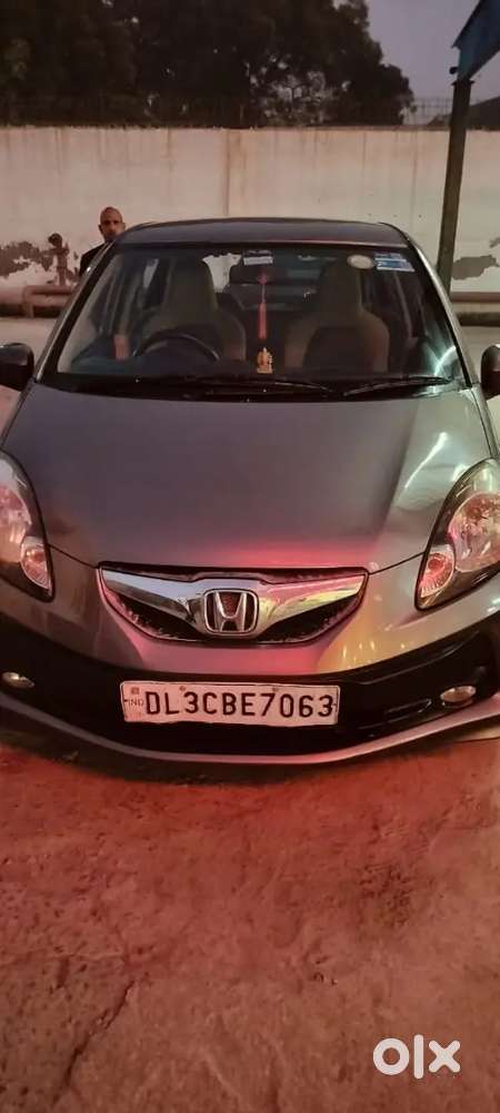 Honda Brio 2012 Variant Year