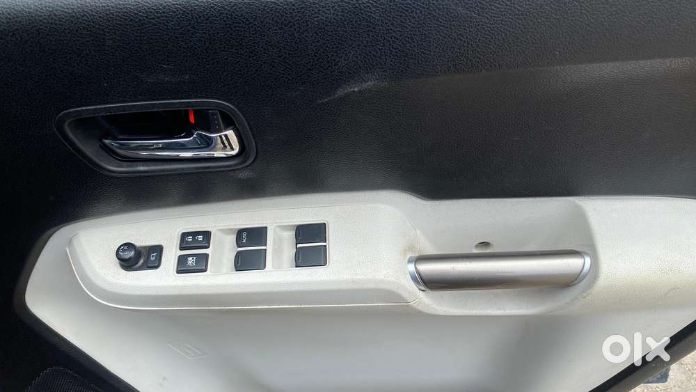 Maruti Suzuki Ignis 1.2 Amt Alpha, 2018, Petrol
