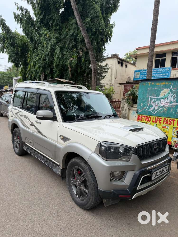 Mahindra Scorpio Diesel 2017