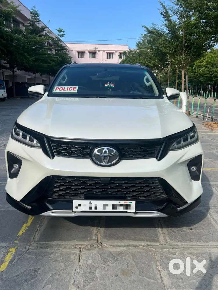 Toyota Fortuner Legender 2021