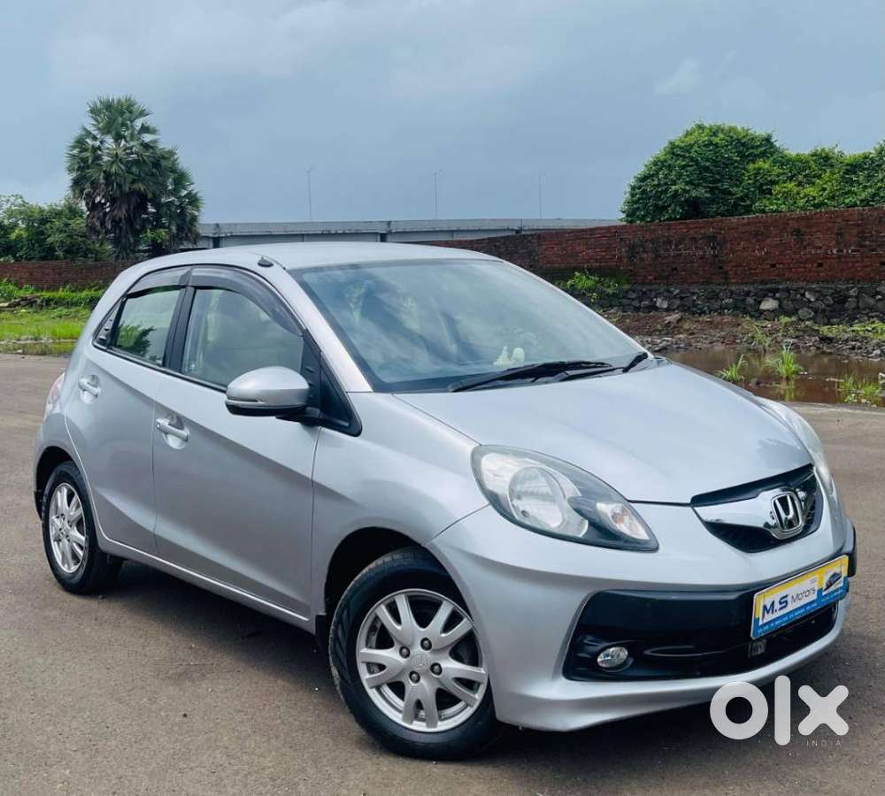 Honda Brio V Automatic, 2016, Petrol
