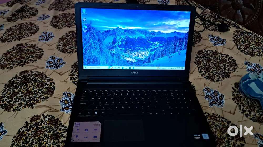 Dell Laptop very good  condition. Prosser i3. Ram 12gb. Ssd 256gb