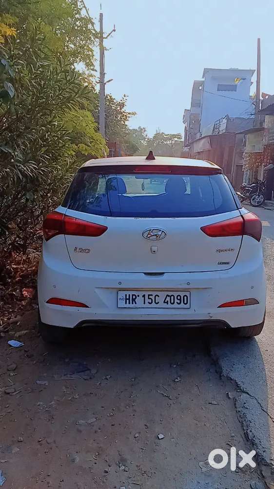 Hyundai I20 2015 Diesel 129000 Km Driven