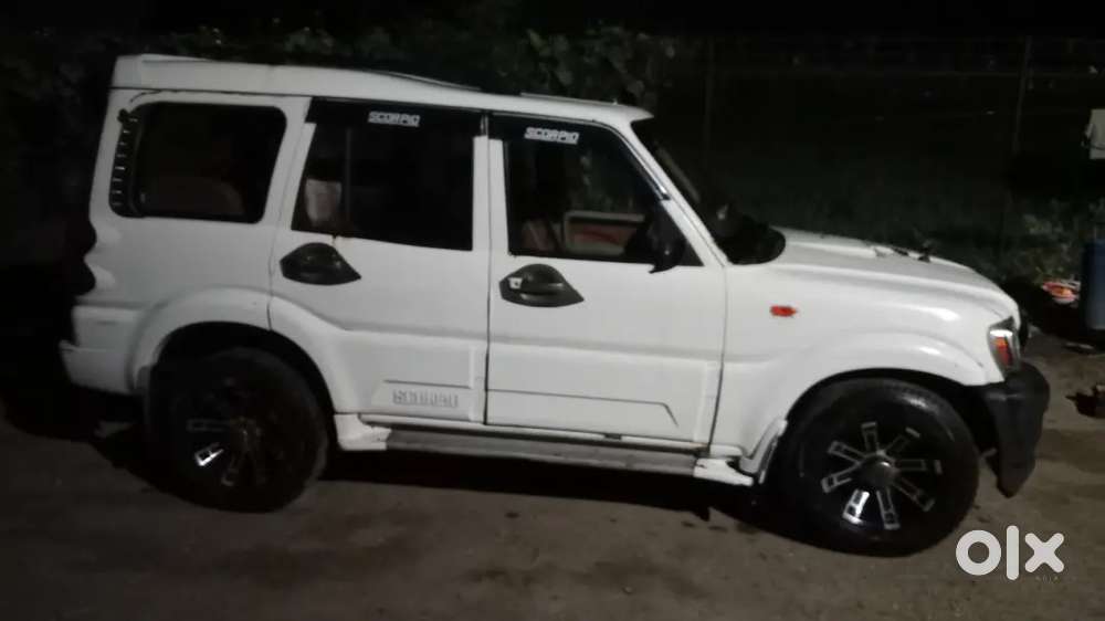 Mahindra Scorpio Diesel 2011 Variant