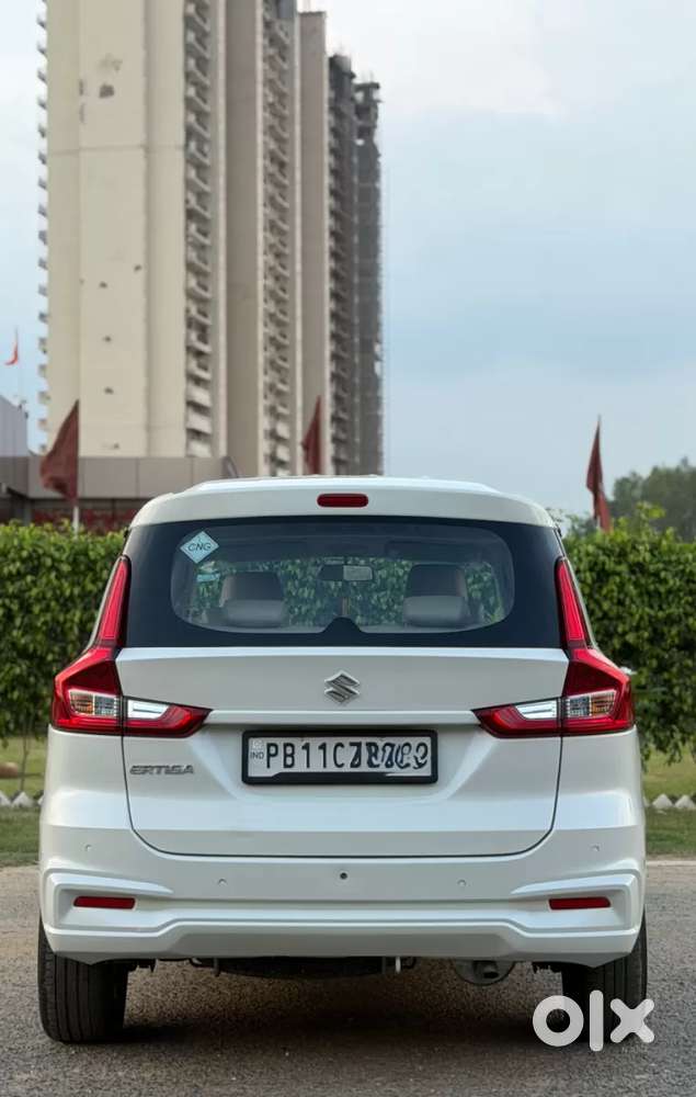 Maruti Suzuki Ertiga Vxi Cng, 2022, Cng & Hybrids